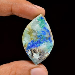 Pietra preziosa naturale di azzurrite Druzy Pietra grezza di azzurrite, pietra preziosa sciolta, forma fantasia di azzurrite 36X23X9 mm 47 carati di azzurrite Druzy per la creazione di gioielli