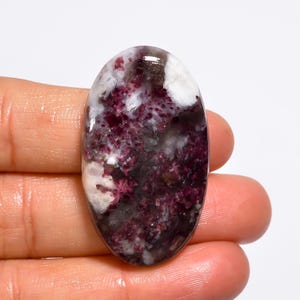 Cabochon de lapidolite de forme ovale de pierres précieuses de lapidolite naturelle 40X23X6 mm pierre de cristal de lapidolite de 50 carats pour la fabrication de bijoux