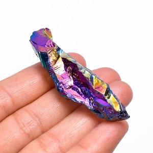 Pietra grezza di opale rivestita in titanio, forma grezza, opale grezza, 59X16X12 mm, cristallo di opale Aura da 65 carati, opale rivestita in titanio metafisico