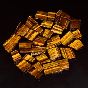 Fetta di occhio di tigre naturale, occhio di tigre grezzo, pietra preziosa sciolta Occhio di tigre grezzo, occhio di tigre grezzo, fetta di pietra preziosa di occhio di tigre Dimensioni 20-45 mm