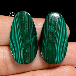 Paire de pierres précieuses en vrac cabochon de malachite naturelle Pierre de naissance Paire de malachite Pierre de malachite, pierre de malachite pour faire des boucles d'oreilles (comme sur la photo