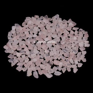 Pezzi di quarzo rosa naturale, pezzi grezzi di quarzo rosa, pietra preziosa di quarzo rosa per realizzare gioielli, pezzi lucidati di quarzo rosa da 5-15 mm