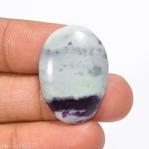 Pietra preziosa naturale di Kemmererite, forma ovale, cabochon di Kemmererite, 27X19X5 mm, cristallo di Kemmererite da 22 carati, pietra di Kemmererite per la creazione di pietre