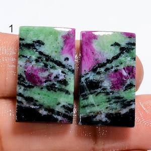 Paire de pierres précieuses rubis zoisite en forme de mélange Paire rubis zoisite cristal, paire de boucles d'oreilles assorties, paire de pierres rubis zoisite