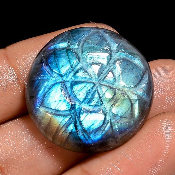 26X26X6 mmサイズ彫刻ラブラドライトストーンフラットバック彫刻