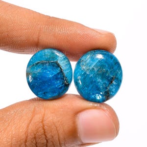 Paire de pierres précieuses en apatite bleue naturelle de forme ovale Paire de pierres d'apatite bleues, paire de cabochons, 17 x 15 x 5 mm, paire de pierres d'apatite 28 carats pour la fabrication de bijoux