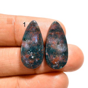 Paire de pierres de sang naturelles cabochons en vrac Pierres de sang en cristal Paire de pierres de sang pierres précieuses Paire de pierres de sang pour faire des boucles d'oreilles