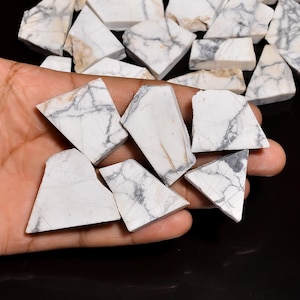 Fetta di Howlite naturale, Howlite grezza grezza, lastra di Howlite grezza grezza, fetta di pietra preziosa di Howlite rara, dimensioni 20-45 mm