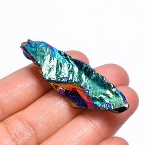 Pietra grezza di opale rivestita in titanio, forma grezza, opale grezza, 49X14X11 mm, cristallo di opale Aura da 42 carati, opale rivestita in titanio metafisico