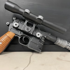 Han Solo blaster Star Wars DL44