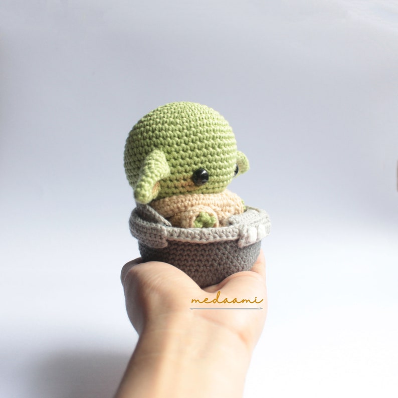 PDF PATTERN BUNDLE Bounty Hunter Baby Alien with Pod Amigurumi image 6