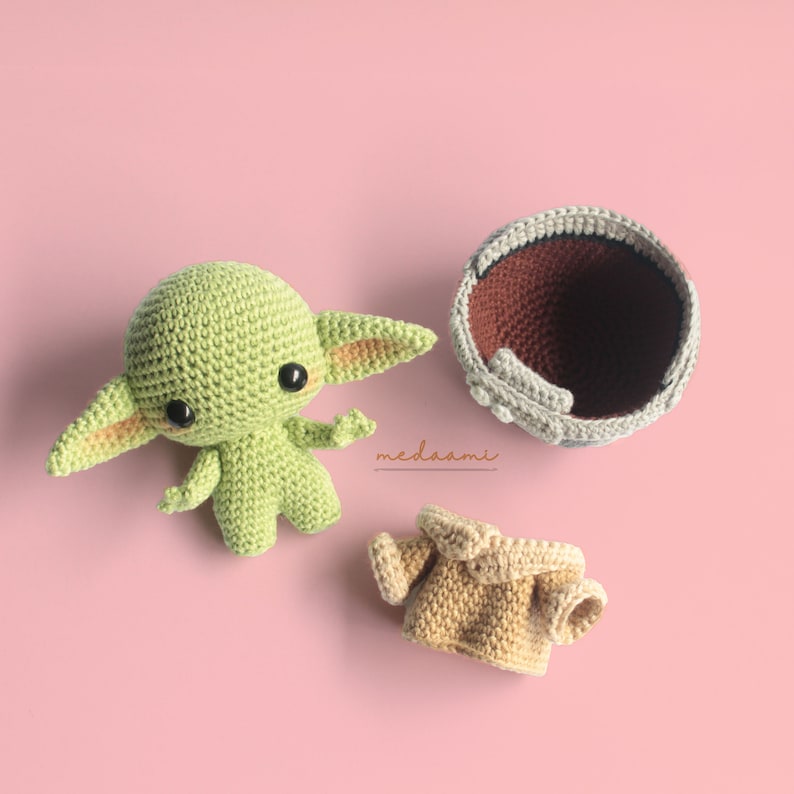 PDF PATTERN BUNDLE Bounty Hunter Baby Alien with Pod Amigurumi image 5