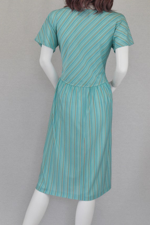 1980's Strait Lane Striped Dress - image 5