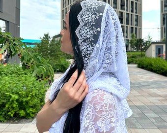 Classic Catholic Veil, Lace Chapel Mantilla