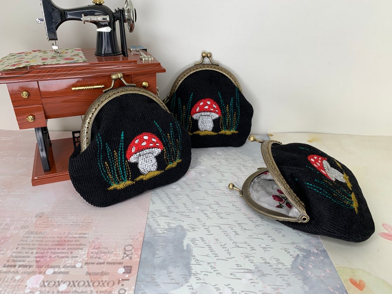 mushroom bag
Wallet women
make up bag
mushroom purse
cute wallet
card holder wallet
magic mushrooms
Coin Purse
cottagecore bag
cute mushroom
magic mushroom
mushroom gift
cottagecore mushroom
