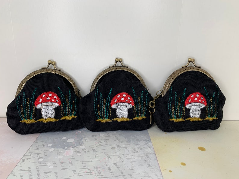 mushroom bag
Wallet women
make up bag
mushroom purse
cute wallet
card holder wallet
magic mushrooms
Coin Purse
cottagecore bag
cute mushroom
magic mushroom
mushroom gift
cottagecore mushroom