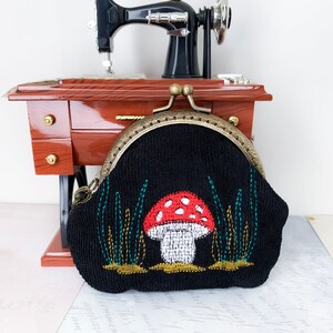 mushroom bag
Wallet women
make up bag
mushroom purse
cute wallet
card holder wallet
magic mushrooms
Coin Purse
cottagecore bag
cute mushroom
magic mushroom
mushroom gift
cottagecore mushroom