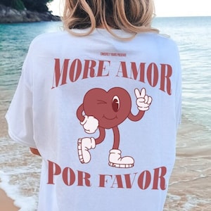 Más amor por favor Camisa Retro corazón 90s espalda impresión Camiseta verano playa vintage camiseta salud mental bolsillo Camisa 90s paz bestie Y2K camiseta