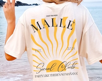 Malle Social Club Cocktail Party T-Shirt Malle 2024 oversized Tee Back print Mallorca holiday group JGA girls&#39; trip personalized