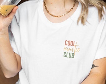 Cool Auntie Club Shirt Retro aunt T-Shirt pregnancy announcement Shirt for aunt to be gift new cool aunt Tee Baby shower gift for sister y2k