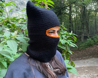 Hand-knitted Cat-eared Balaclava: Wool Blended Halloween Ski Mask
