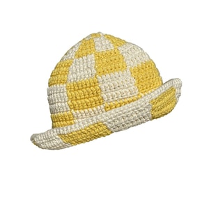 Sombrero de pescador a cuadros tejido a mano: algodón color crema y amarillo