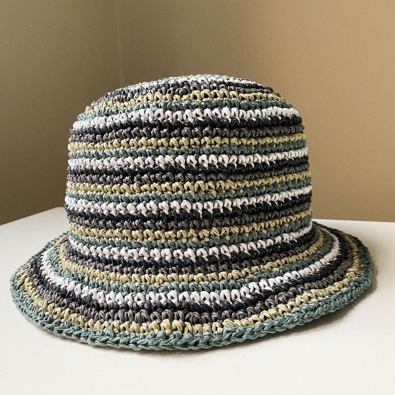 Multicolor crochet raffia bucket hat, y2k fashion rainbow hat women and men Green