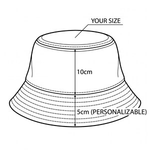 Puede incluir: Dibujo lineal de un sombrero de pescador con medidas. El sombrero mide 10 cm de alto y 5 cm de ancho, con el texto "YOUR SIZE" y "PERSONALIZABLE". El sombrero es blanco y negro.