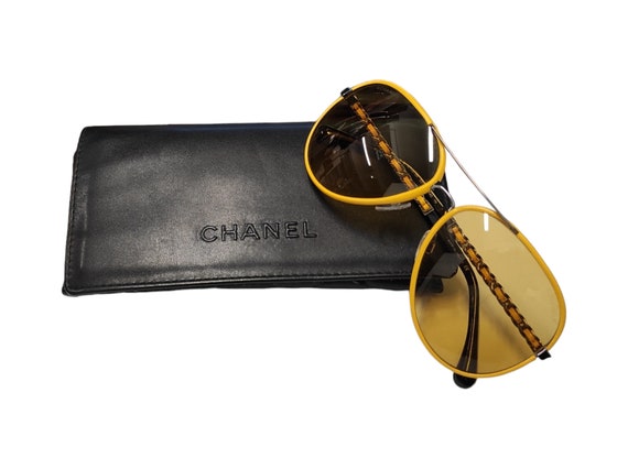 Occhiali da sole in metallo Chanel - image 8