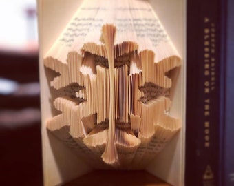 Snowflake Book Folding Pattern + Instructions
