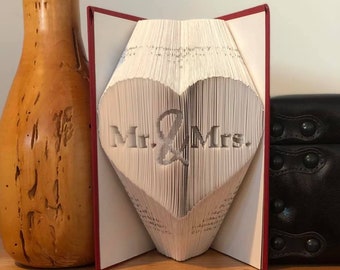 Mr. & Mrs. Heart Book Folding Pattern + Instructions