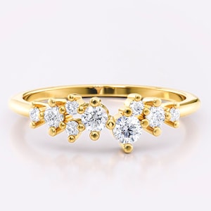 Dainty cluster wedding band moissanite stacking ring - Minimalist multistone jewelry from Colibritty