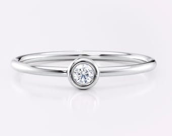 14k Weißgold Diamantring - Minimalistischer Verlobungsring für Frauen - Zierlicher Stapelring - Schlichter Ehering für Sie