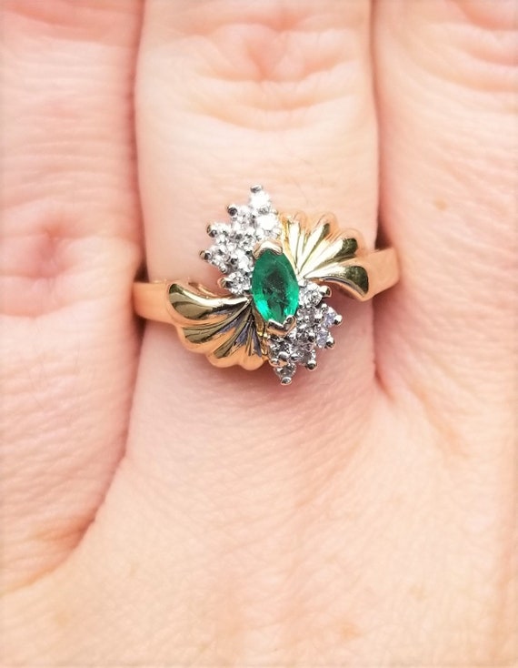 14k Yellow Gold Vintage Emerald and Diamond Ring - image 8