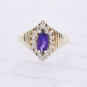 10k Yellow Gold Vintage Amethyst and Diamond Ring