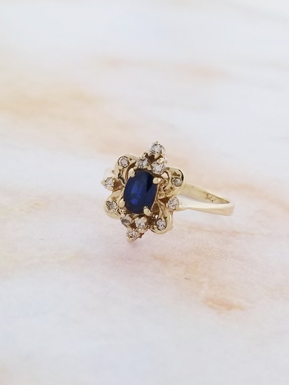 14k Yellow Gold Vintage Sapphire and Diamond Ring - image 2