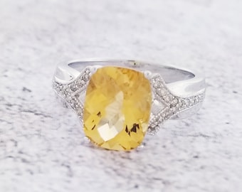 14k White Gold Citrine and Diamond Ring