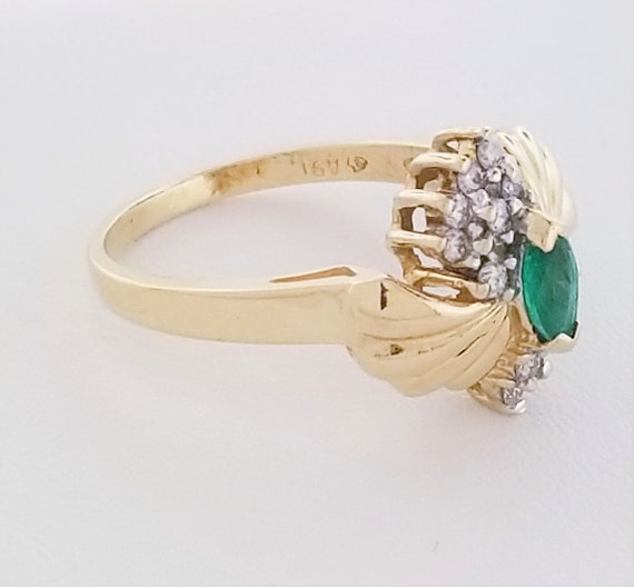 14k Yellow Gold Vintage Emerald and Diamond Ring - image 5