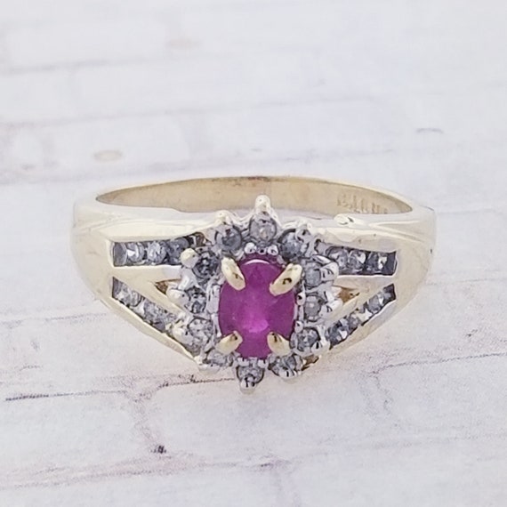 10k Yellow Gold Vintage Ruby and Diamond Ring - image 4
