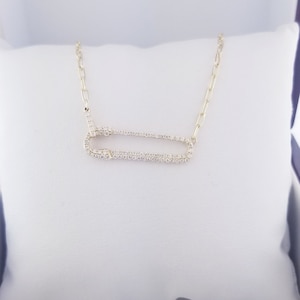 Pin de seguridad de diamante de oro amarillo de 14k con cadena