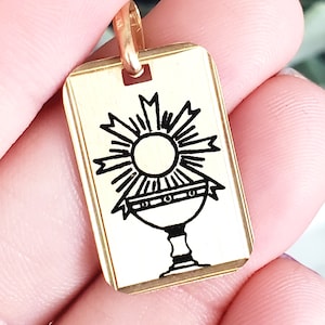 14k Yellow Gold Holy Communion Charm Pendant