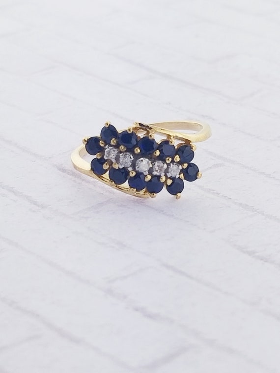 10k Yellow Gold Vintage Sapphire and Diamond Ring - image 5