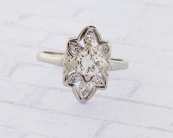 Anillo antiguo de oro blanco de 14k con diamante