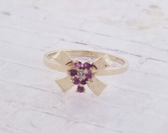 10k Yellow Gold Vintage Ruby and Diamond Bow Shaped Ring