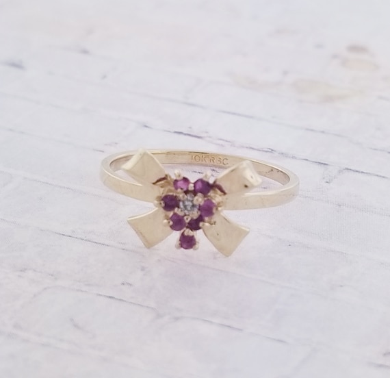 10k Yellow Gold Vintage Ruby and Diamond Bow Shap… - image 1