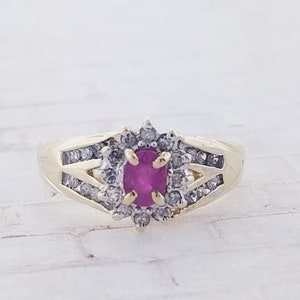 10k Yellow Gold Vintage Ruby and Diamond Ring