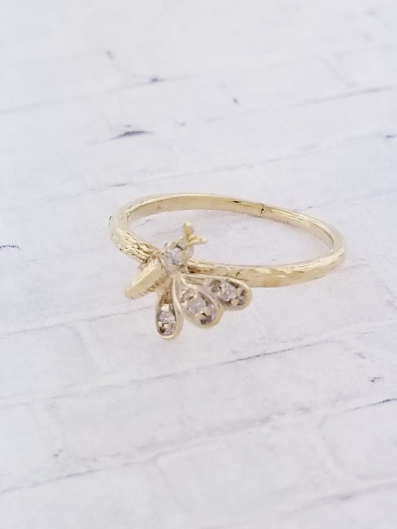 10k Yellow Gold Vintage Butterfly Ring with Diamo… - image 6
