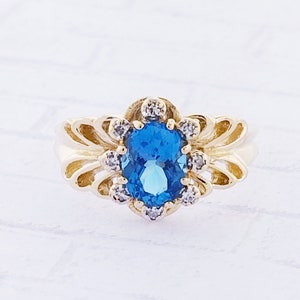 14k Yellow Gold Vintage London Blue Topaz and Diamond Ring