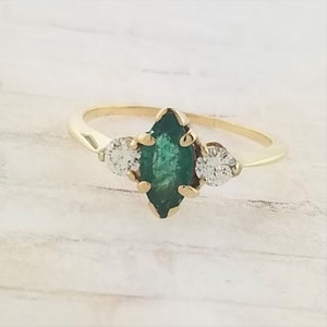 14k Yellow Gold Vintage Emerald and Diamond Ring - Etsy