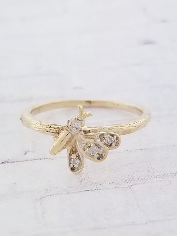 10k Yellow Gold Vintage Butterfly Ring with Diamo… - image 1